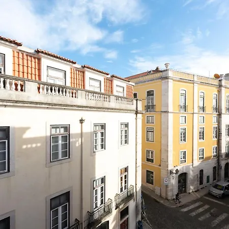 شقة Baixa Chiado 2 Bedroom Duplex With Ac Elevator