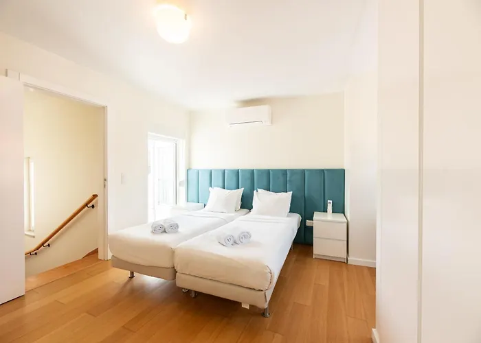 Baixa Chiado 2 Bedroom Duplex With Ac Elevator Διαμέρισμα