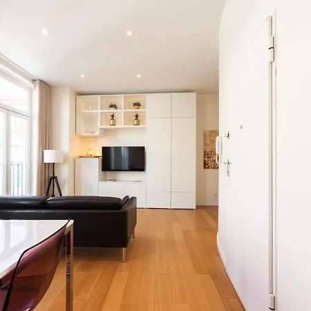 Baixa Chiado 2 Bedroom Duplex With Ac Elevator * Lisboa