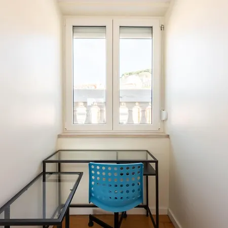 Baixa Chiado 2 Bedroom Duplex With Ac Elevator Apartman Lisboa